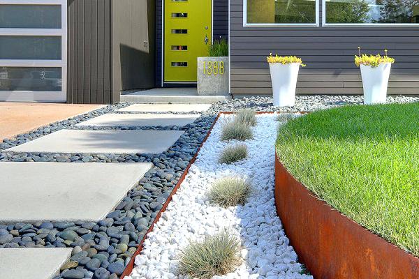 White Marble Garden Tiles